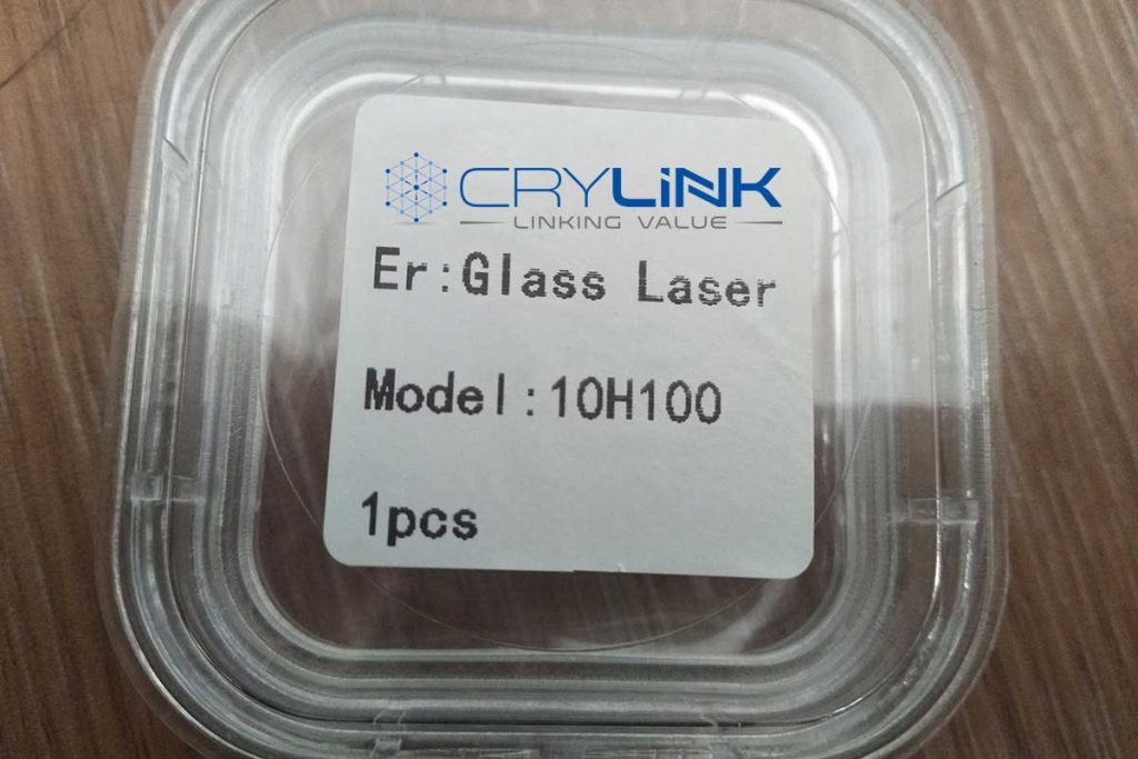 1535nm Er glass Laser Model 10H100