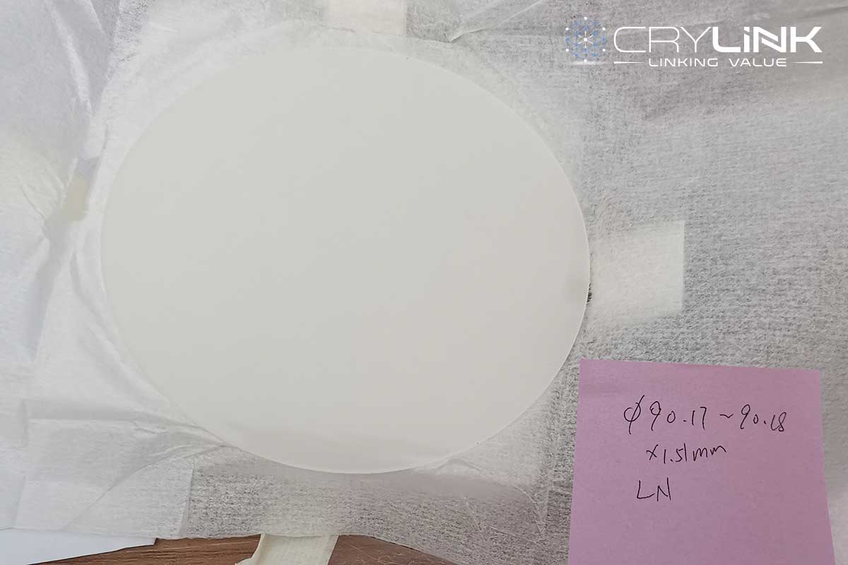 LiNbO3 Crystal Φ90.17-1.51mm